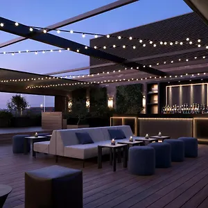 3* מלון Amano East Side