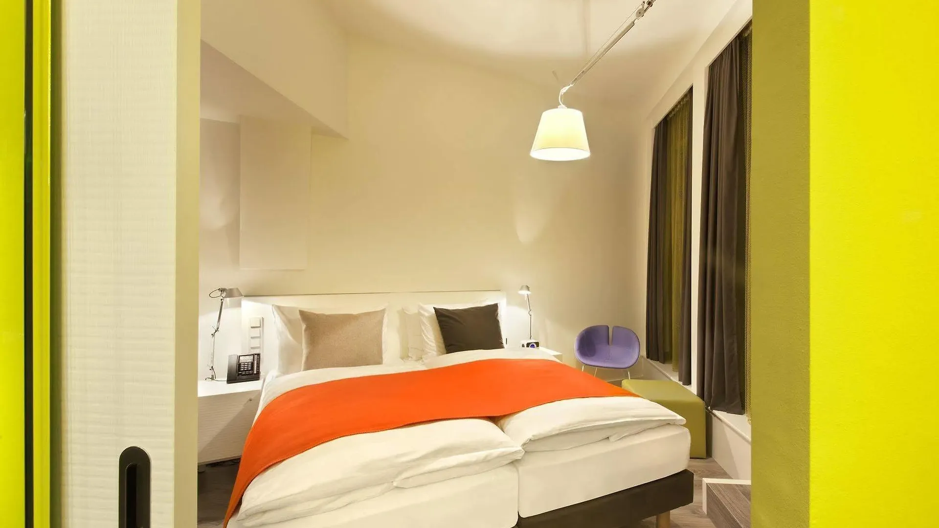 Hotel Indigo Berlin – Ku’damm, an IHG Hotel